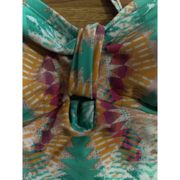 VM One Piece Swimwear Bathing Suit Women’s Plus Size 1x Multicolored NWT - Picture 3 of 13